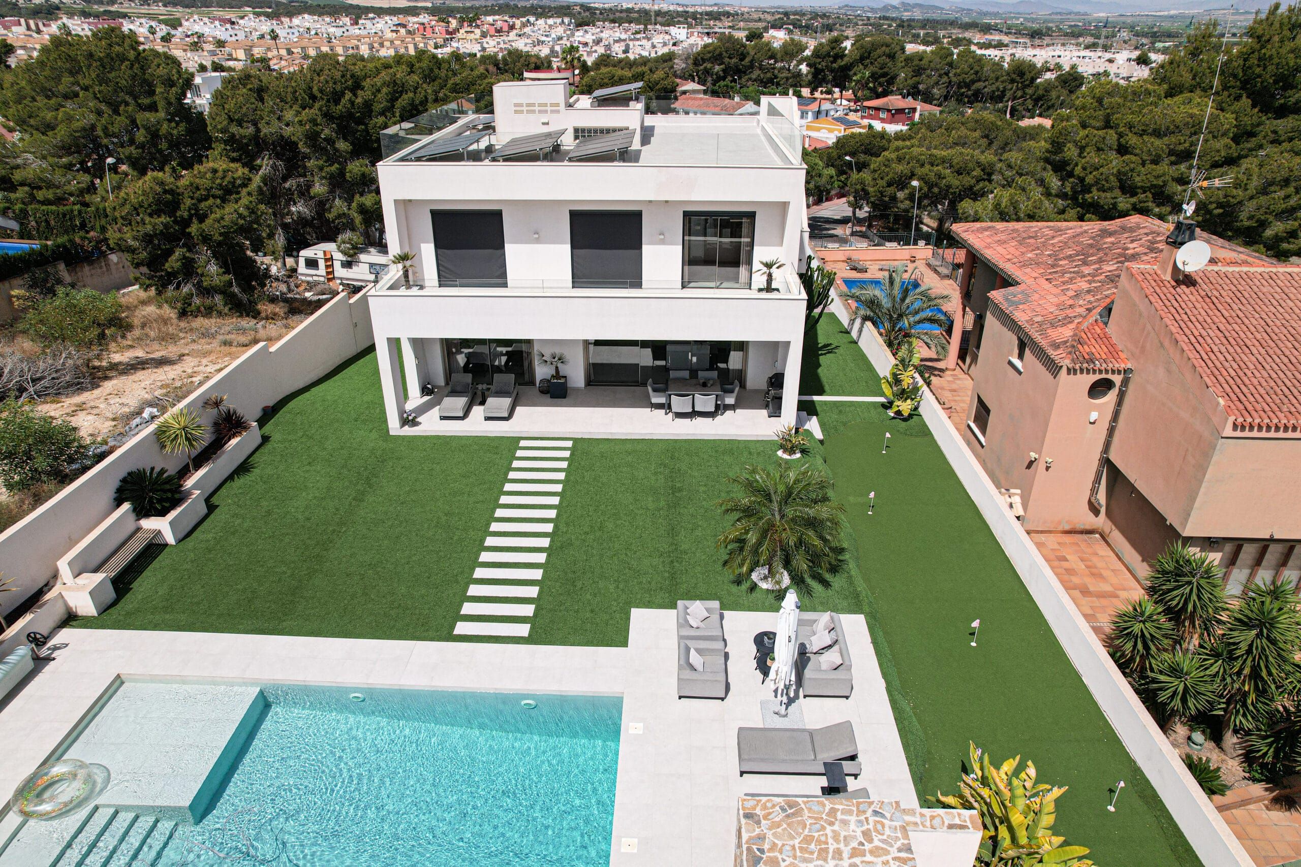 Outstanding design villa in popular Los Balcones. image 2