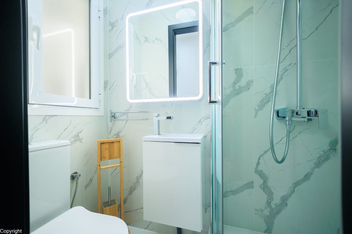 Apartment with tourist license, 50M from Playa del Cura in Torrevieja. image 3