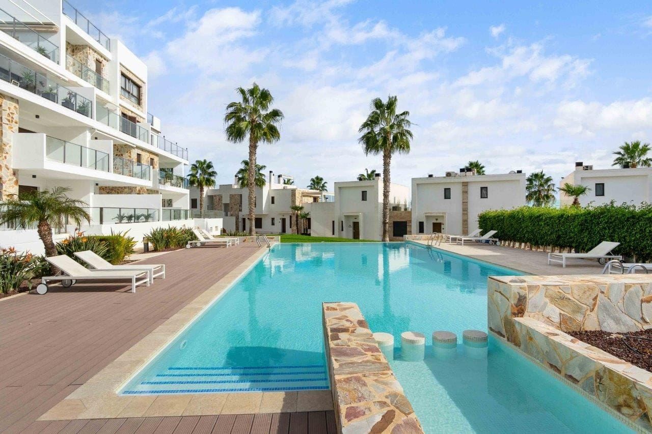 SPECTACULAR APARTMENT IN THE BEAUTIFUL URBANIZATION KO SAMOI - PRIVATE GARAGE SPACE AND STORAGE ROOM. image 2