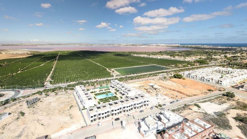Luxury New Build Living with Spectacular Views in Torrevieja! image 4