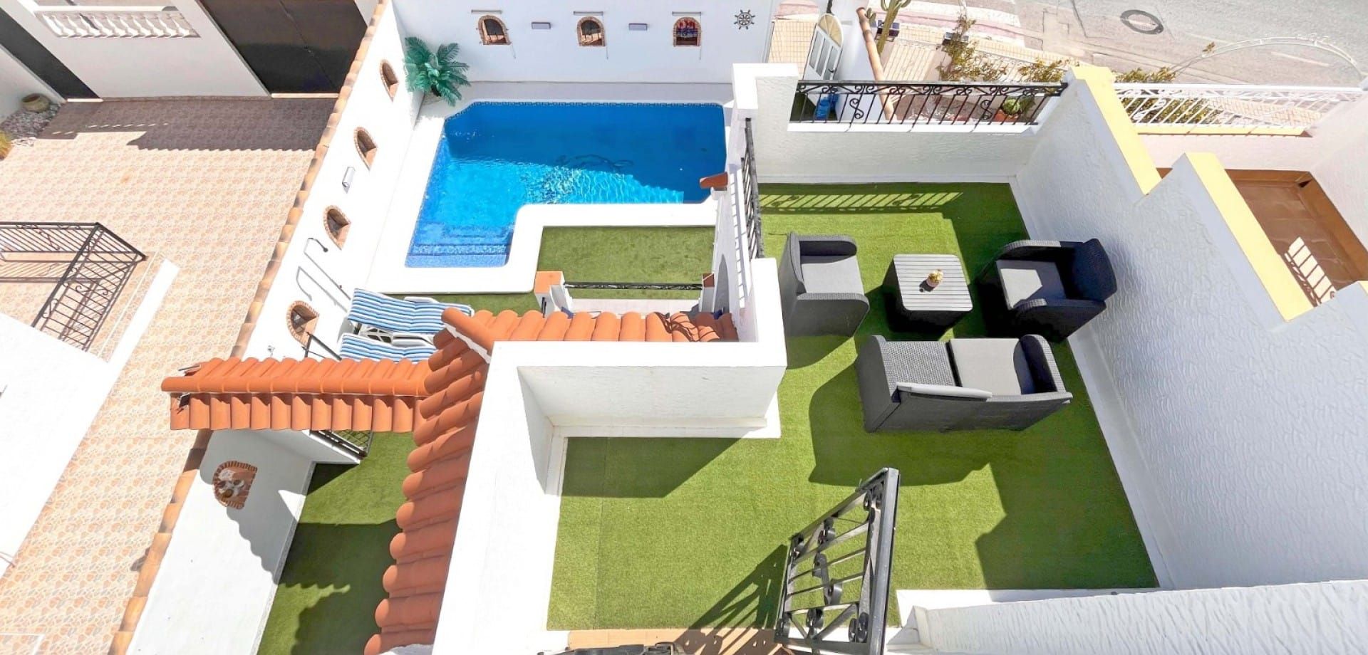 RENOVATED HOUSE WITH PRIVATE POOL AT DREAM HILLS, LOS ALTOS. image 2