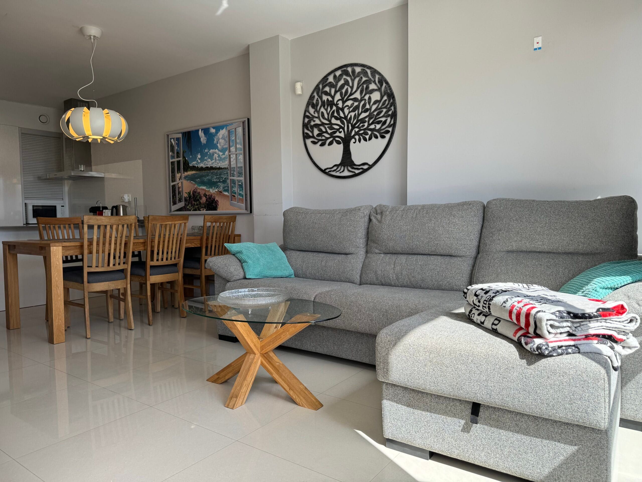 Luxurious 3-Bedroom Duplex with Spectacular Amenities and private Solarium. image 5