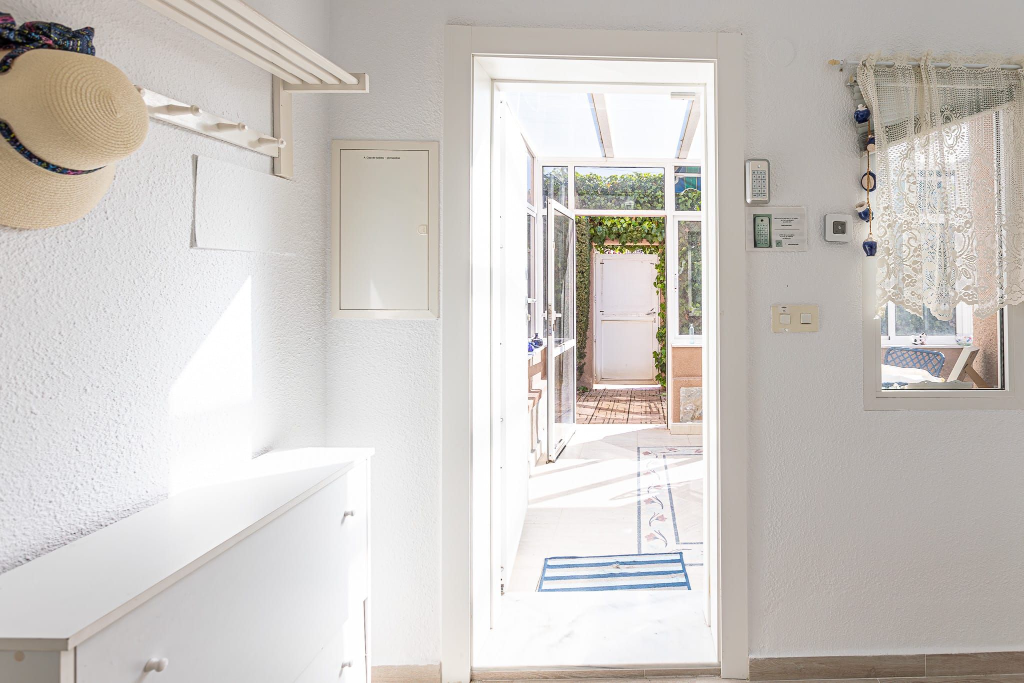 Amazing villa with private pool and stunning views. image 3