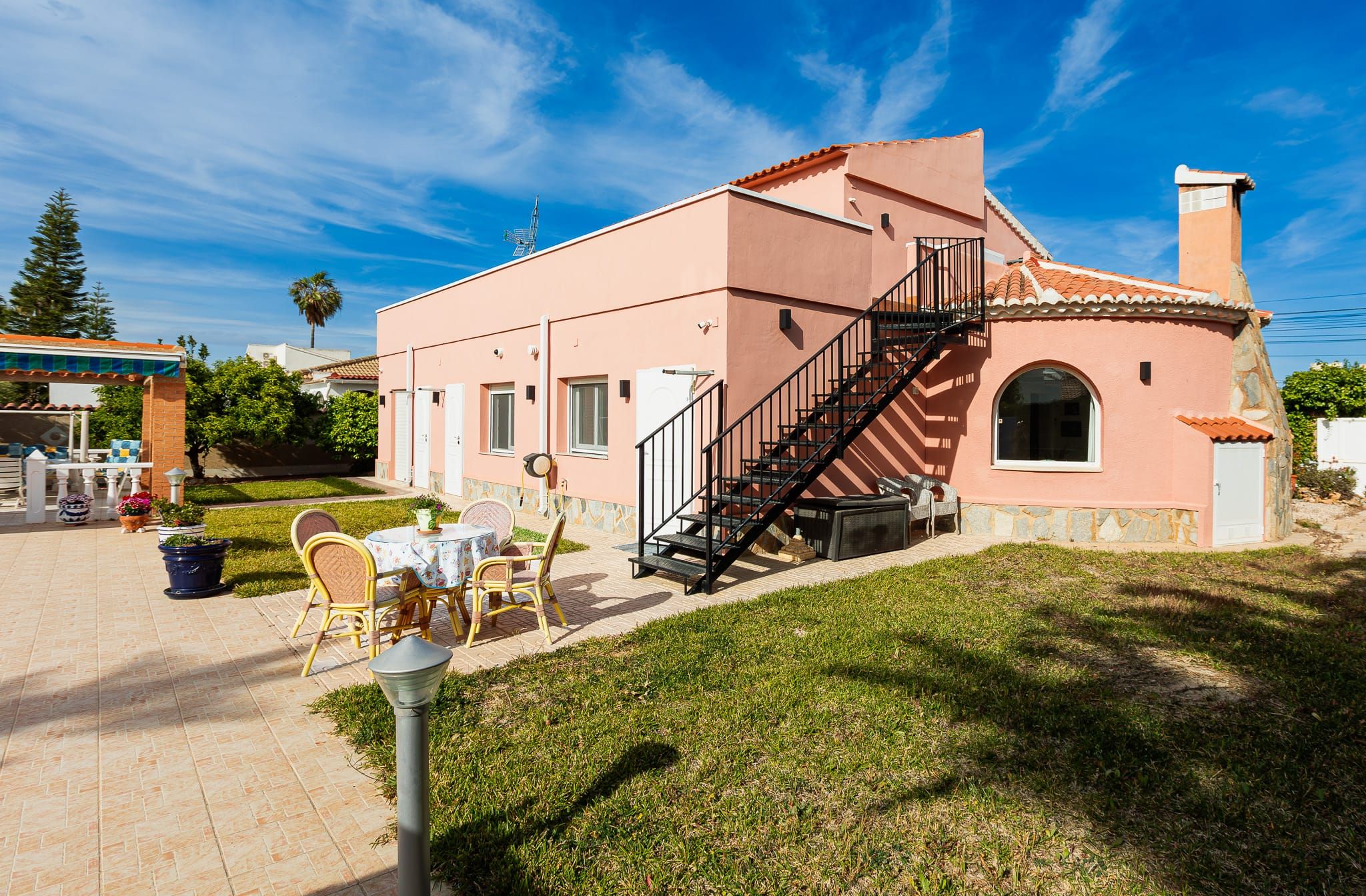 Amazing villa with private pool and stunning views. image 5