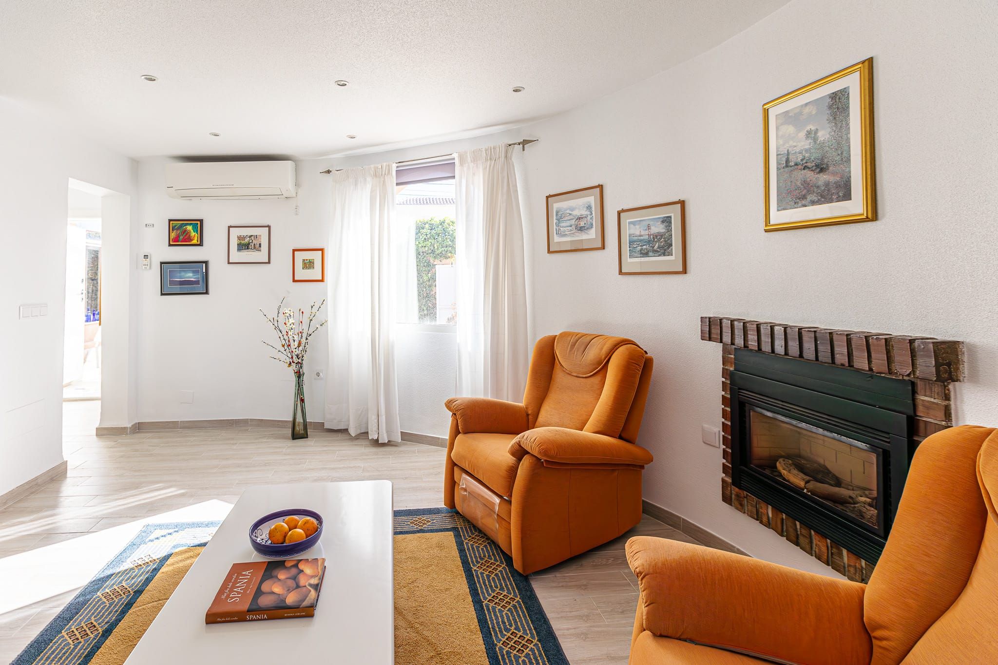 Amazing villa with private pool and stunning views. image 4