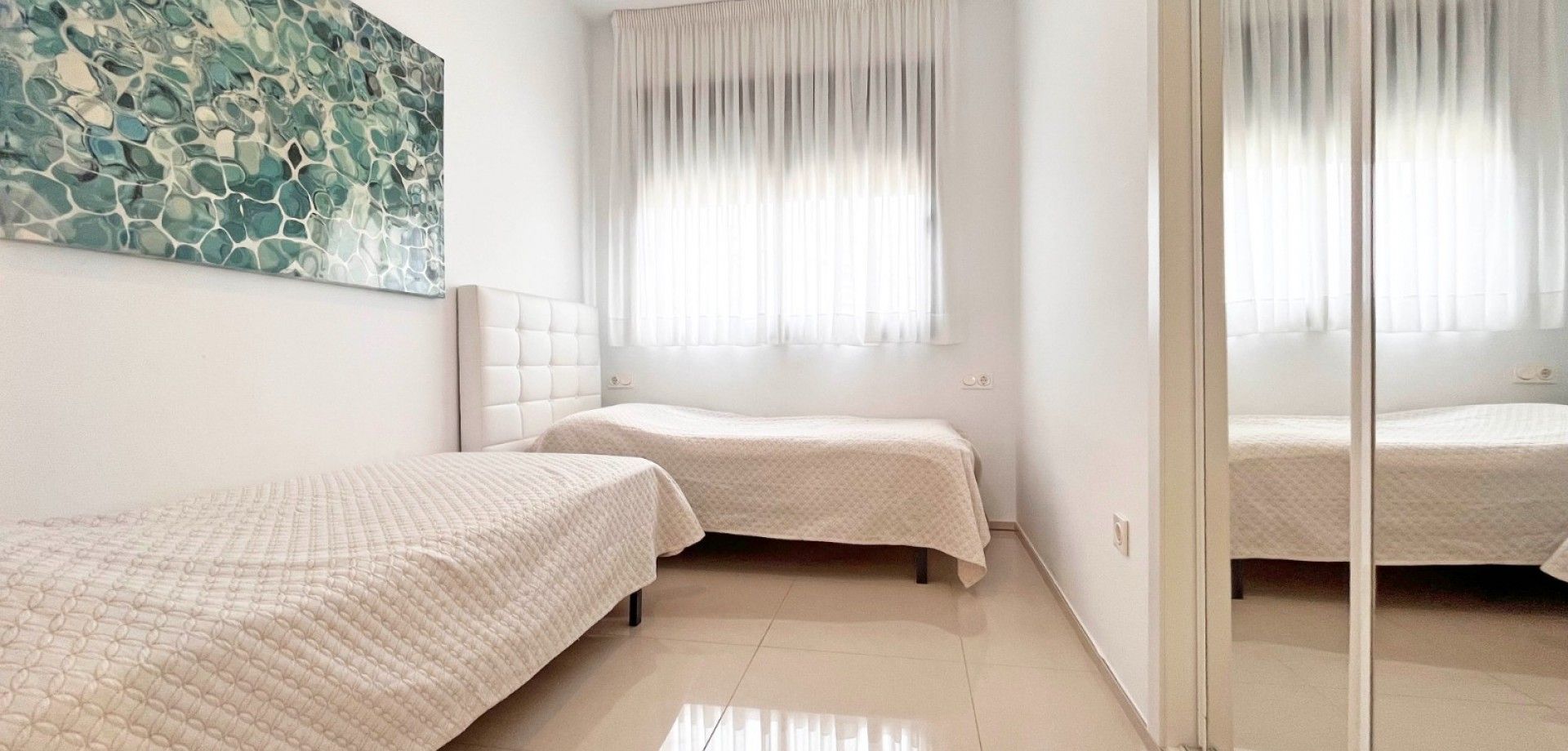 GROUND-FLOOR APARTMENT WITH EXPANSIVE TERRACE, GARDEN, AND MODERN AMENITIES! image 5