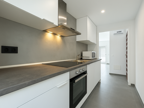 RENOVATED APARTMENT 100 M FROM THE SEA IN PILAR DE LA HORADADA.