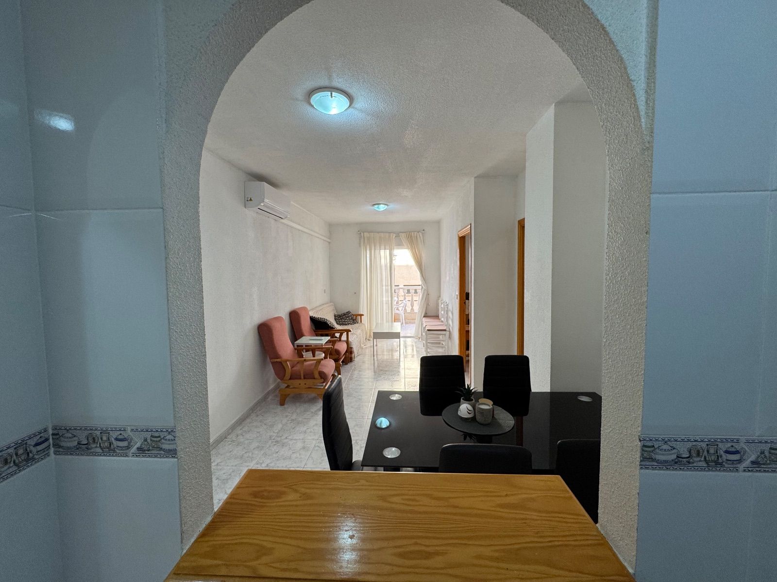 2 BED-APARTMENT IN TORREVIEJA – 450M FROM PLAYA LOS LOCOS. image 5