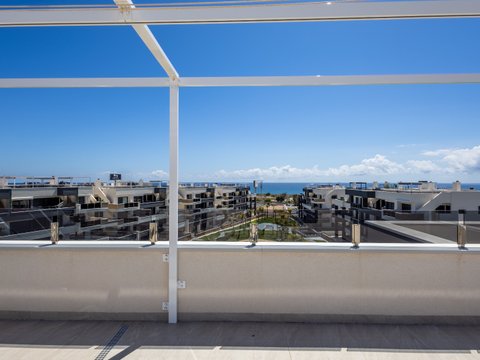 MODERN PENTHOUSE WITH SEA VIEWS IN PLAYA FLAMENCA, ORIHUELA COSTA