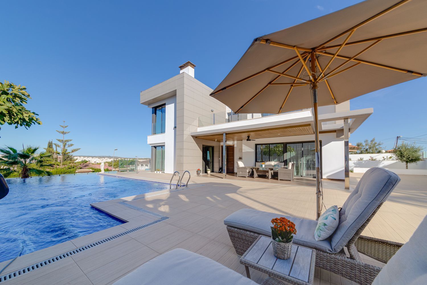LUXURY DETACHED VILLA FOR SALE – LOS BALCONES – LOS ALTOS DEL EDÉN. image 5