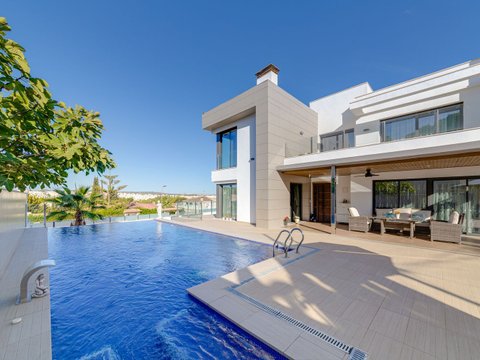 LUXURY DETACHED VILLA FOR SALE – LOS BALCONES – LOS ALTOS DEL EDÉN.