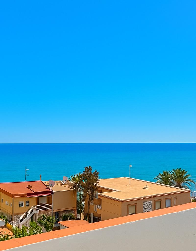 RENOVATED APARTMENT 100 M FROM THE SEA IN PILAR DE LA HORADADA. photo 1