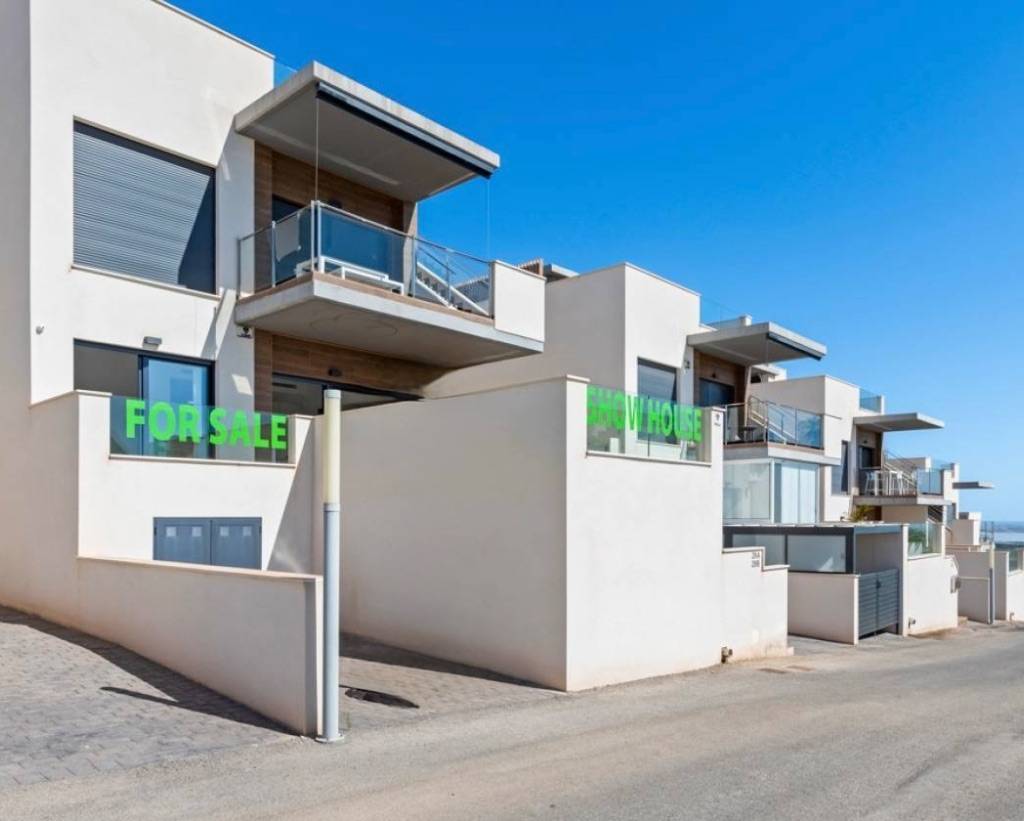 MODERN BUNGALOW FOR SALE IN COSTA BLANCA, SAN MIGUEL DE SALINAS.