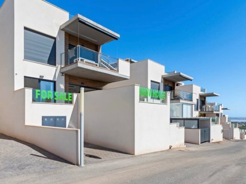 MODERN BUNGALOW FOR SALE IN COSTA BLANCA, SAN MIGUEL DE SALINAS.